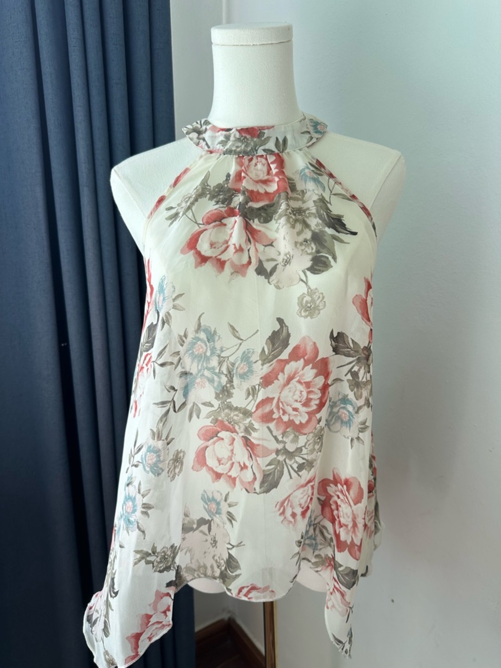 Cleo Floral Halter Neck Sleeveless Top - Cream with Coral & Blue Blooms Size S
